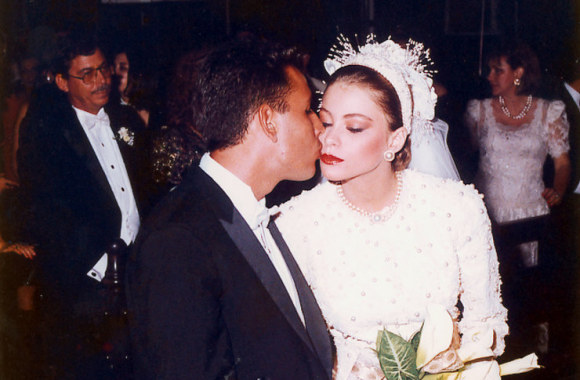 Sofia Vergara ir pirmasis jos vyras Jose Luisas Gonzalezas (1991 m.)