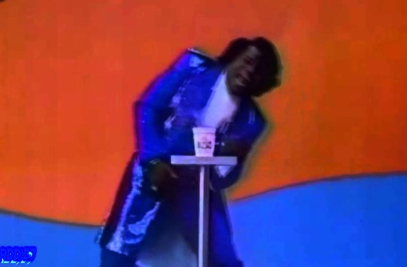 VIDEO kadras: James Brown Noodles