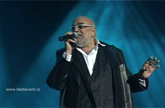 VIDEO kadras: Demis Roussos @ Sala Palatului Bucharest