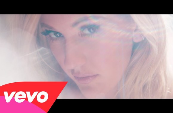 VIDEO kadras: Ellie Goulding - Love Me Like You Do