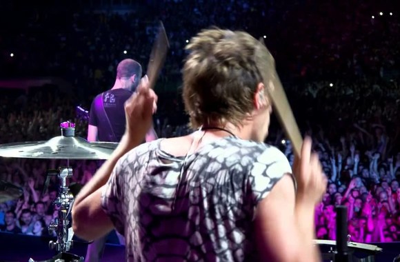muse-plug-in-baby-live-at-rome-olympic-stadium