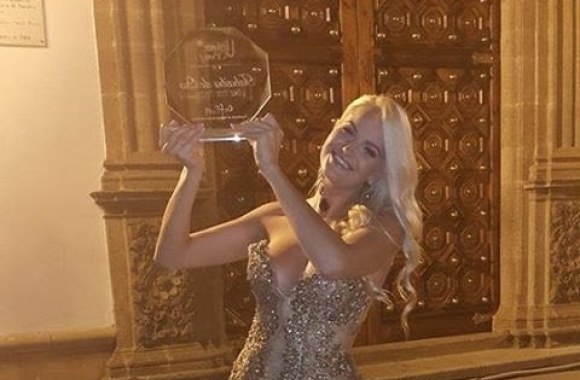 neringa-listen-universong-competition-2015-winer