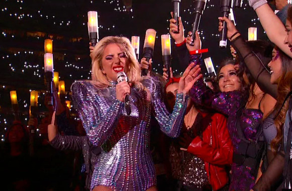 Lady Gagos šou per „Super Bowl“