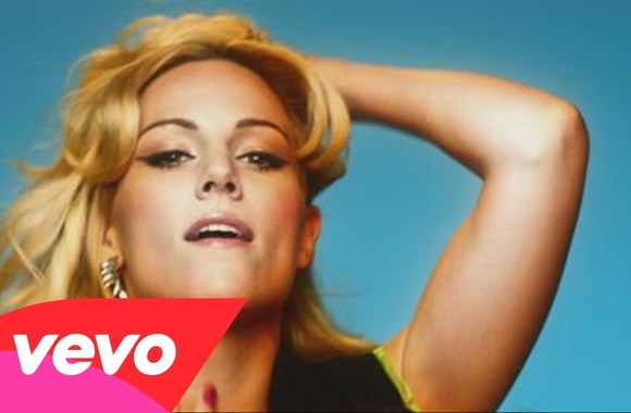VIDEO kadras: Edurne - Pretty Boy