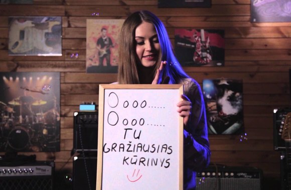 VIDEO kadras: Andrew Flame - Stebuklų Paslaptis