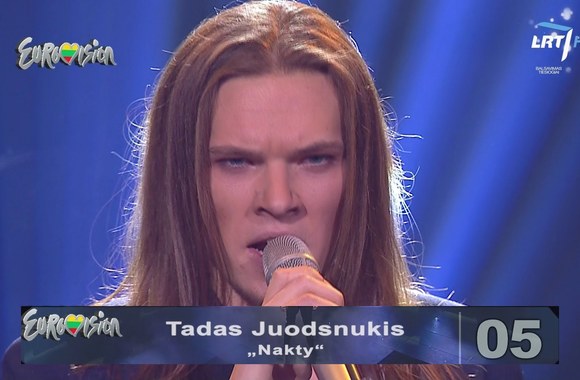 VIDEO kadras: Atlikėjas Tadas Juodsnukis atliko Kastyčio Kerbedžio dainą „Nakty“ (2015) HD