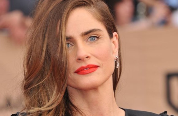 Amanda Peet