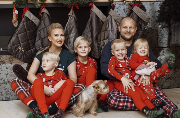 Rasa Stasionienė su šeima / Razauskai photography nuotr.