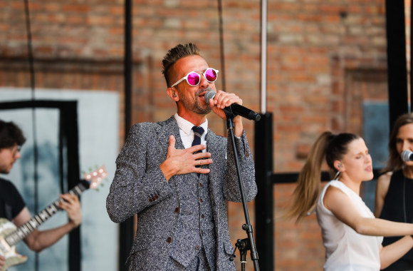 Lino Adomaičio koncertas Raudonės pilies kieme. Festivalis „Kaunas Jazz 2020“/ Teodoro Biliūno „ŽMONĖS Foto“ nuotr.