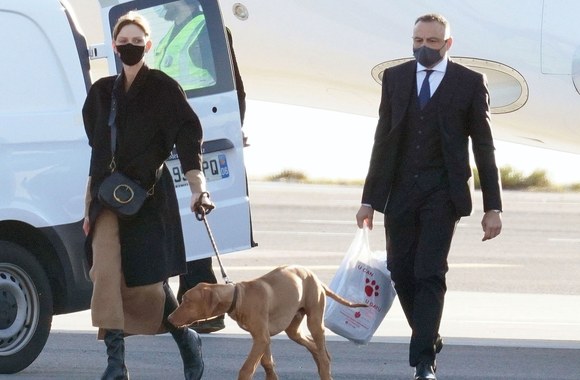 Monako princesė Charlene nusileido Nicoje / „Vida Press“ nuotr.