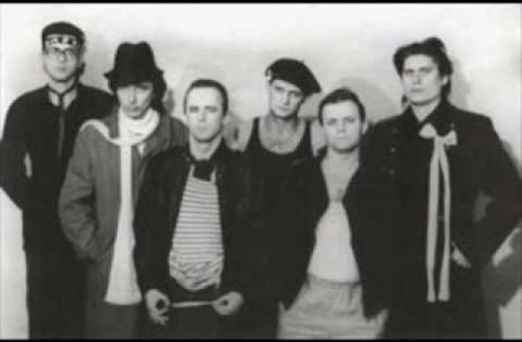 VIDEO kadras: Kardiofonas - Kaledine Eglute