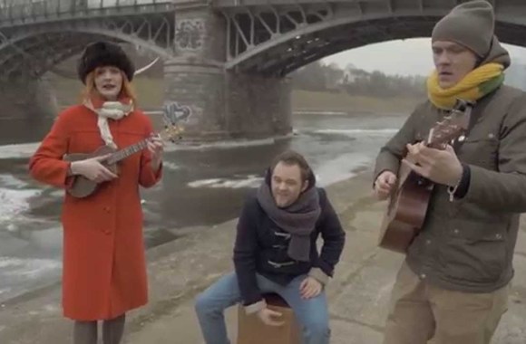 VIDEO kadras: Liūdni Slibinai - Senutė žiema