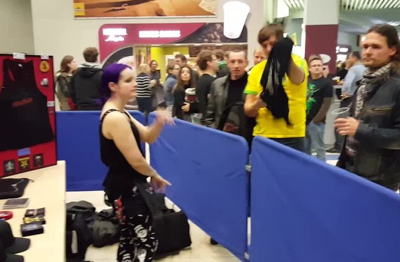 5645b1b192158video_5645b1aa2ff9d