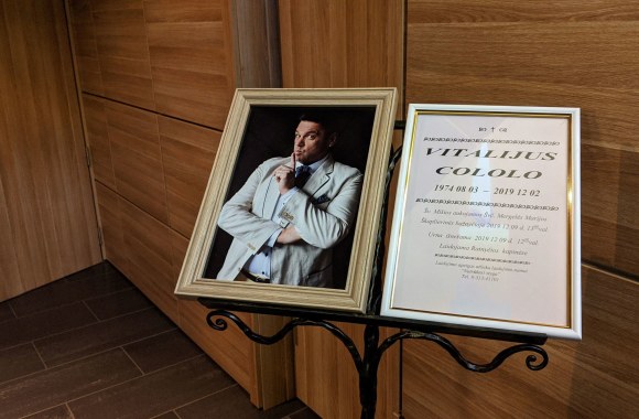 Vitalijaus Cololo šarvojimas/ Gretos Skaraitienės nuotr.