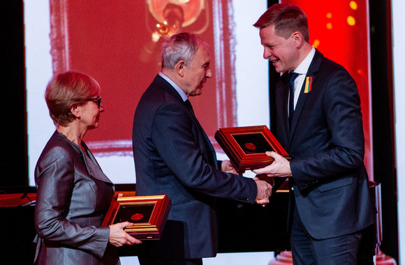 Vilniaus garbės piliečio regalijų įteikimas