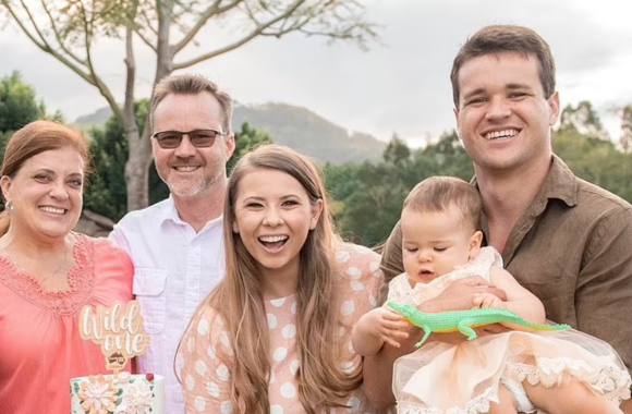 Bindi Irwin dukros gimtadienio akimirka / „Instagram“ nuotr.
