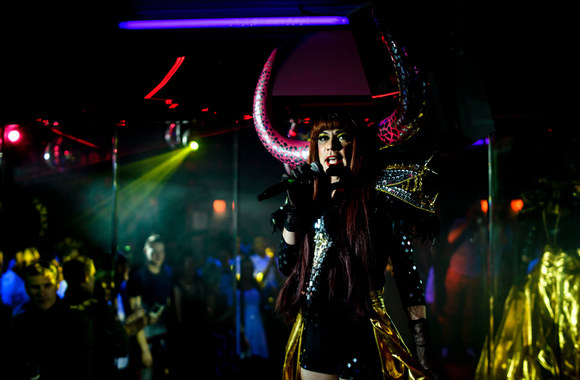 Vilniečiai „Eurovizijos“ finalą stebėjo nuotaikingai nusiteikę/ gegužės 14 d.