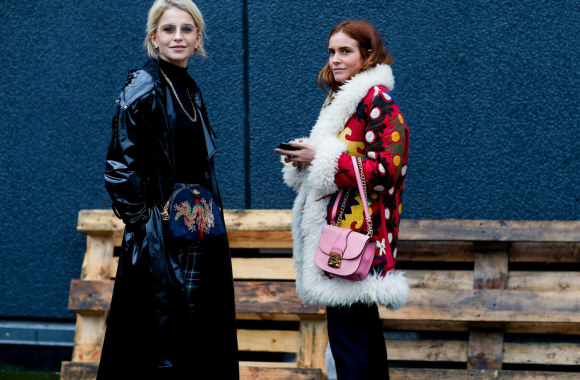 Caroline Daur ir Blanca Miro Scrimieri