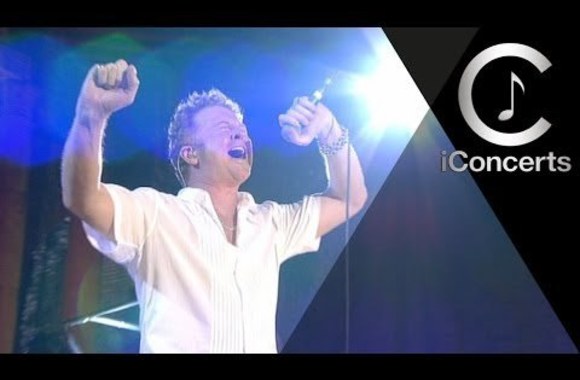 VIDEO kadras: Simply Red - Sunrise (Official live)