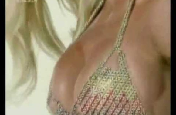 VIDEO kadras: „Very Sexy Fantasy Bra“ 