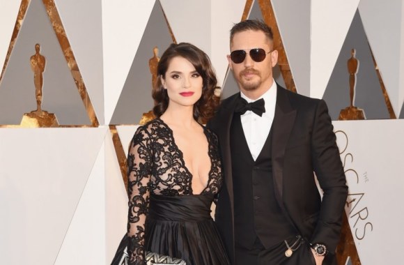 Tomas Hardy su žmona Charlotte Riley