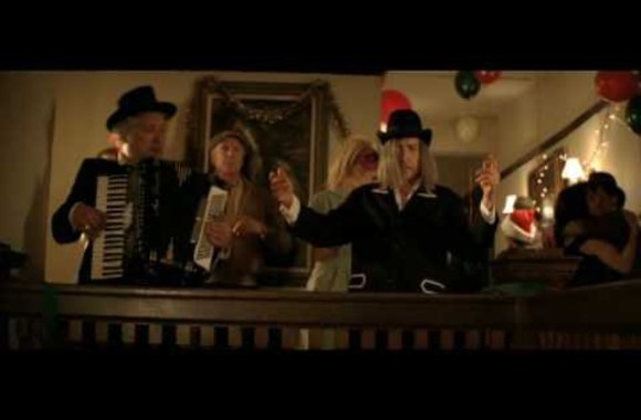 VIDEO kadras: Bob Dylan - It Must Be Santa