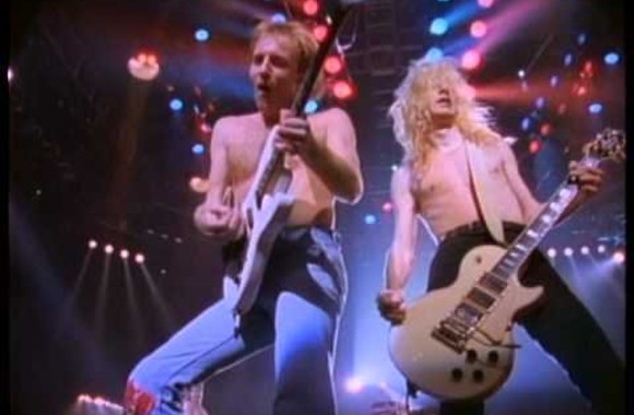 VIDEO kadras: DEF LEPPARD - \"Pour Some Sugar On Me\" (Official Music Video)