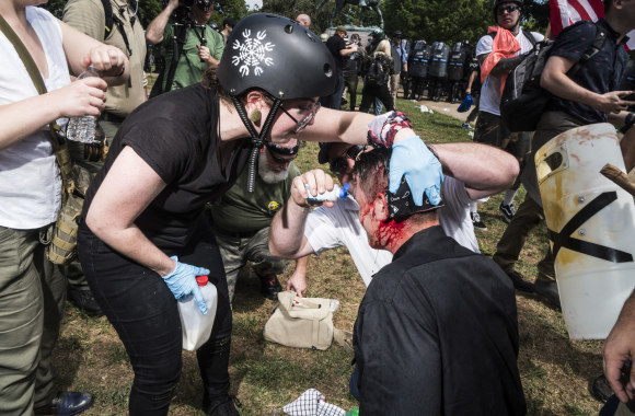 Baltųjų nacionalistų ir kairės susirėmimai Šarlostvilyje