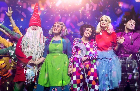 augink-svajone-miuziklas-kakes-makes-gimtadienis