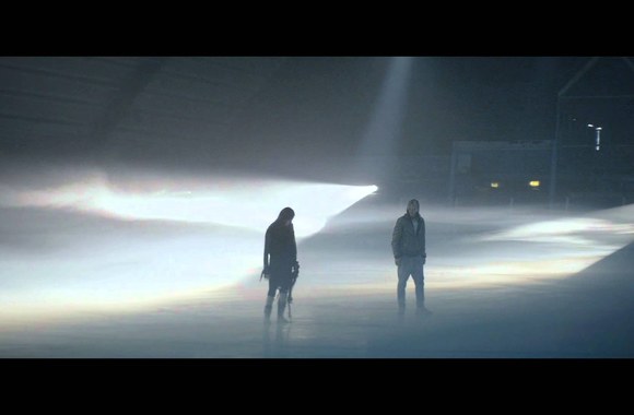 VIDEO kadras: Florence + The Machine - Never Let Me Go