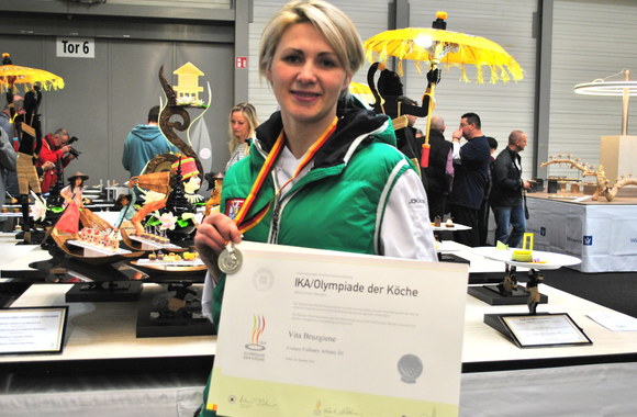 Vita Brūzgienė pasaulio kulinarijos olimpiadoje 