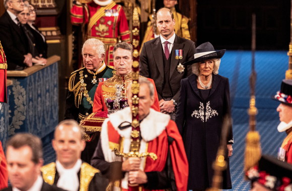 Karališkoji šeima Jungtinės Karalystės parlamento sesijos atidarymo ceremonijoje / Scanpix nuotr.