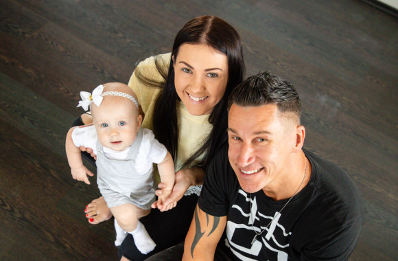 Saulius Skambinas su mylimąja Živile ir dukrele Mila įsiamžino fotosesijoje / Teodoro Biliūno / „ŽMONĖS Foto“ nuotr.