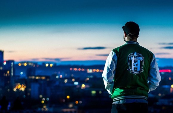 pushaz-zalgiris-pakilome-is-pelenu-official-video