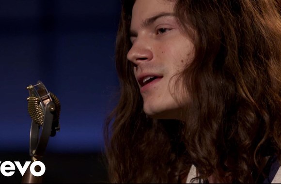 borns-the-emotion-vevo-dscvr-live