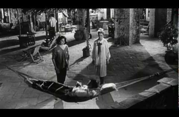 VIDEO kadras: The Night of the Iguana (1964) - HQ Trailer