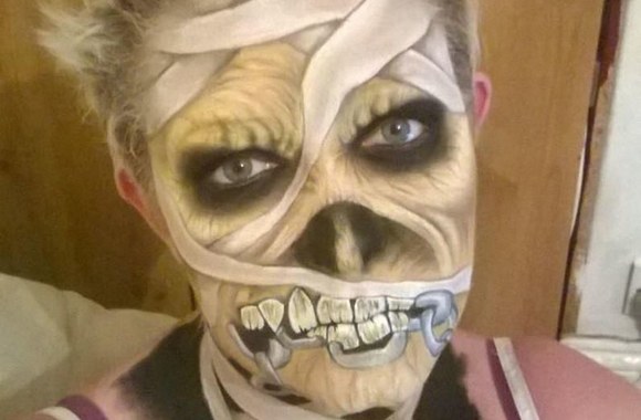 Nikki Shelley asmenukė