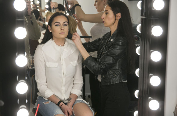 Simona Nainė ir makiažo meistrė Rūta Pakeltytė