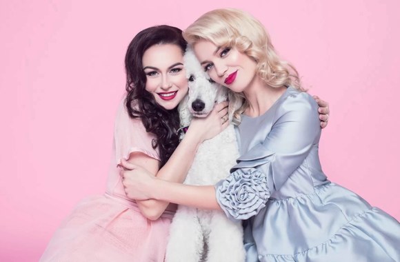 pinup-girls-padek-suprasti