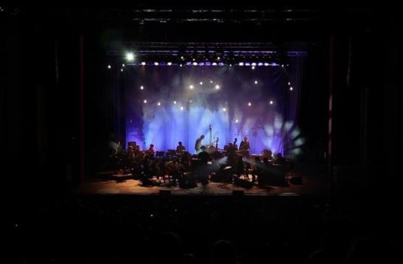 jose-gonzalez-the-goteborg-string-theory-down-the-line-live