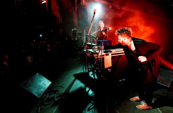 golden-parazyth-in-my-arms-live