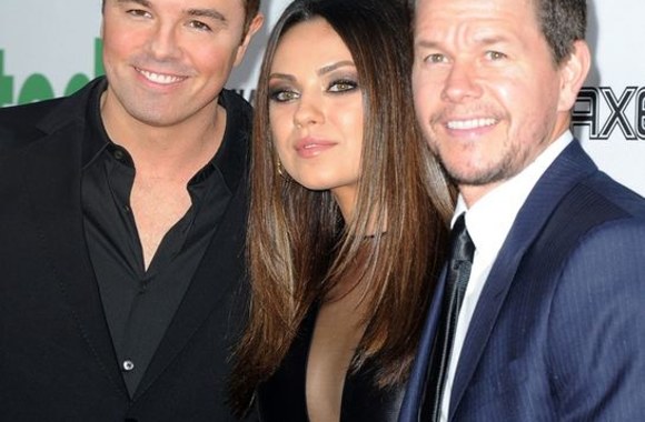 Aktoriai (iš kairės) Sethas MacFarlane'as, Mila Kunis ir Markas Wahlbergas