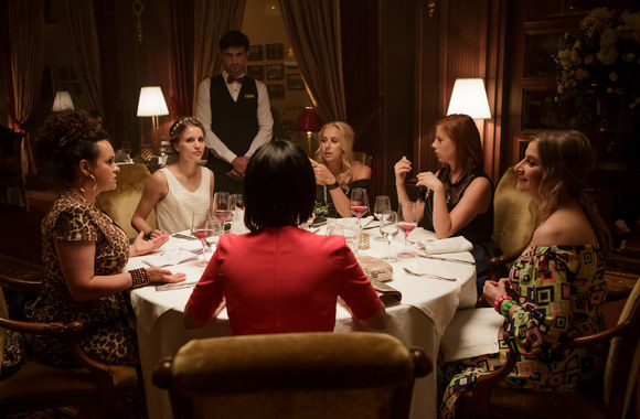 Kadras iš filmo „Tarp mūsų mergaičių“